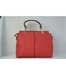 Klassik qırmızı çanta