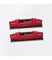 DDR4 G.SKILL Ripjaws V Series 32 GB (F4-2400C15D-32GVR)