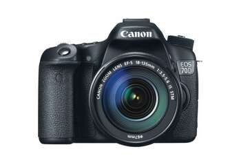 Canon EOS 70D DSLR Camera with 18-135mm f/3.5-5.6 STM Lens