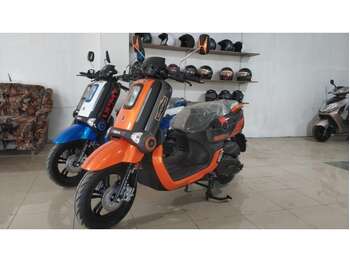 Moped - Scooter "Yamaha Diplomat"