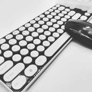 Wireless Keyboard and Mouse HK3960