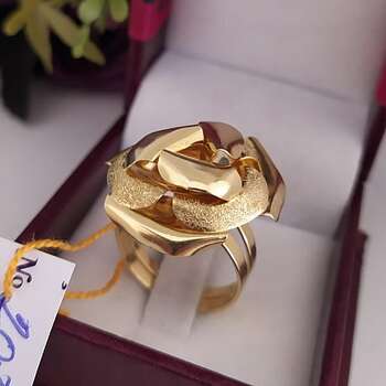 Gül formalı qızıl üzük - 585 əyar