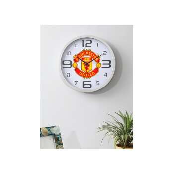 Divar saatı Manchester United