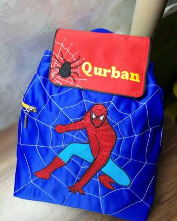 Oğlan üçün spiderman çantası
