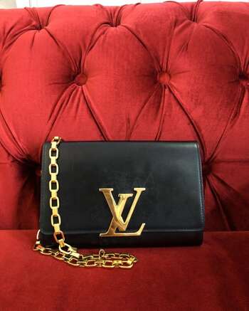Louis Vuitton qadın çantası